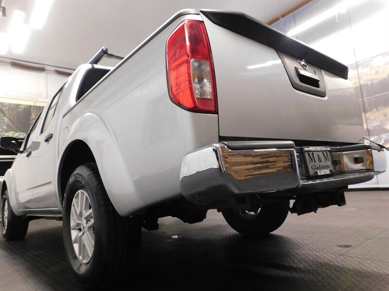 2017 Nissan Frontier SV Crew Cab 4X4 / V6   - Photo 29 - Gladstone, OR 97027