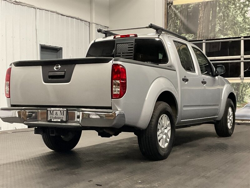 2017 Nissan Frontier SV Crew Cab 4X4 / V6   - Photo 7 - Gladstone, OR 97027