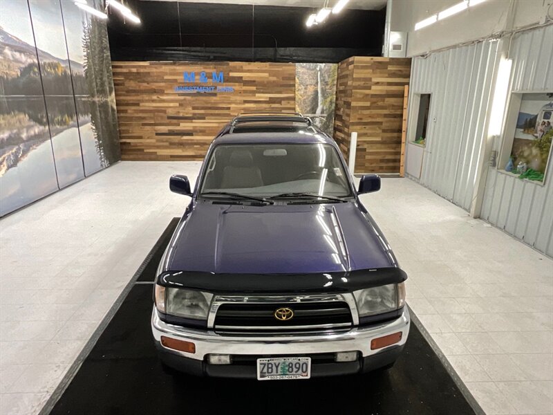 1997 Toyota 4Runner SR5 Sport Utility 4X4 / leather / Sunroof /CLEAN  /LOCAL SUV / RUST FREE / TIMING BELT SERVICE JUST DONE !! - Photo 5 - Gladstone, OR 97027