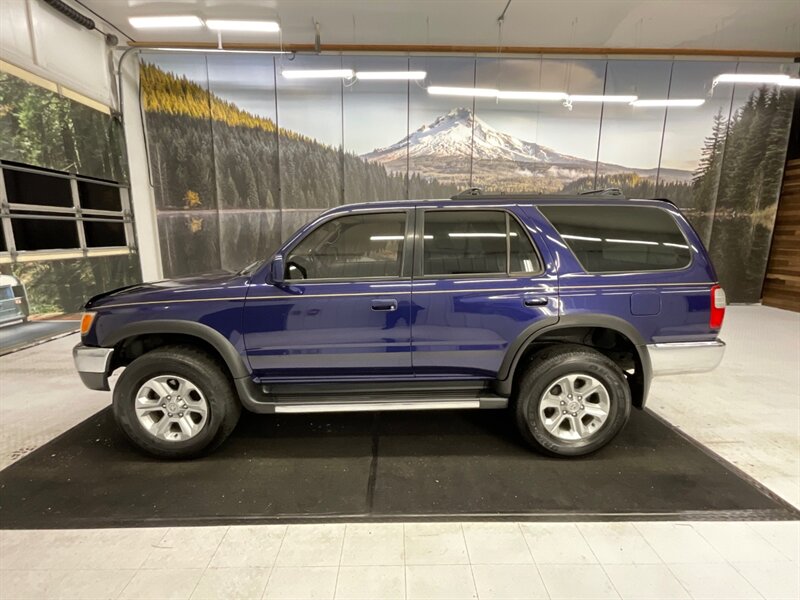 1997 Toyota 4Runner SR5 Sport Utility 4X4 / leather / Sunroof /CLEAN  /LOCAL SUV / RUST FREE / TIMING BELT SERVICE JUST DONE !! - Photo 3 - Gladstone, OR 97027