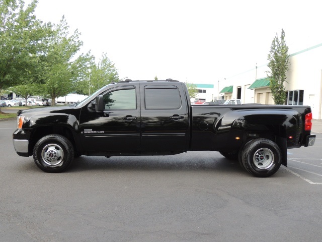 2007 GMC Sierra 3500 SLE / 4X4 / DUALLY / 6.6 Duramax Diesel / 1-TON   - Photo 3 - Portland, OR 97217