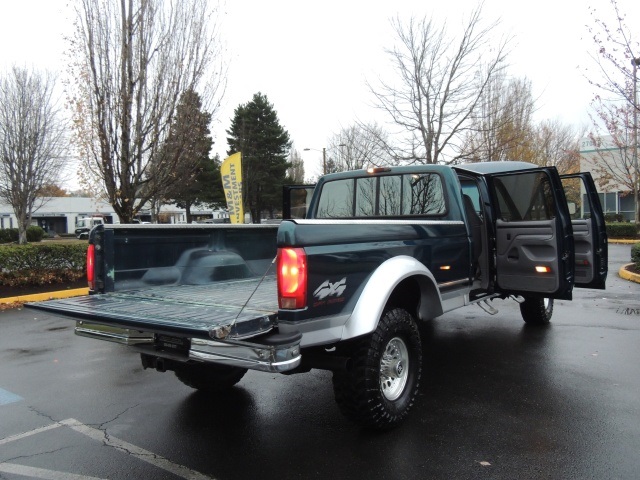 1996 Ford F-350 XLT / Crew Cab / 4X4 / 7.3L DIESEL / Long Bed   - Photo 30 - Portland, OR 97217