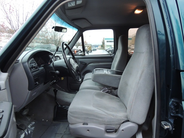 1996 Ford F-350 XLT / Crew Cab / 4X4 / 7.3L DIESEL / Long Bed   - Photo 15 - Portland, OR 97217