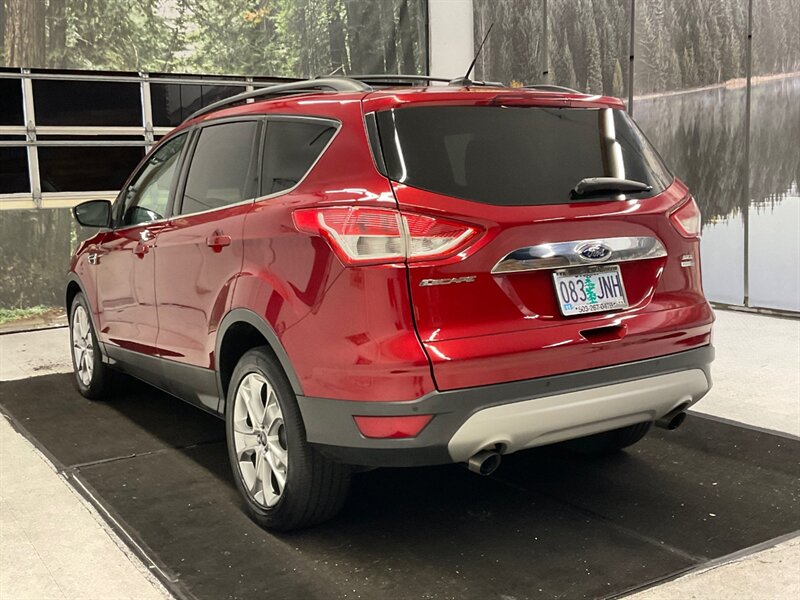 2013 Ford Escape SEL  AWD / Leather & Heated Seats / Pano Sunroof  / Navigation - Photo 7 - Gladstone, OR 97027