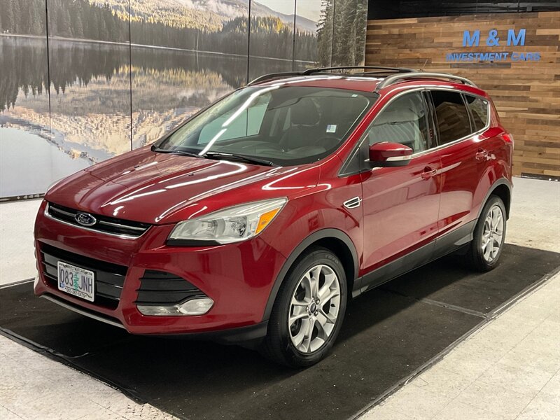 2013 Ford Escape SEL  AWD / Leather & Heated Seats / Pano Sunroof  / Navigation - Photo 1 - Gladstone, OR 97027