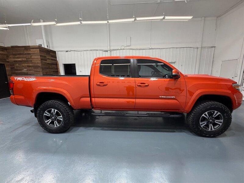 2016 Toyota Tacoma TRD Sport 4X4 LONG BED /LIFTED w. NEW TIRES  /Sunroof / Blind Spot / Backup Camera - Photo 4 - Gladstone, OR 97027