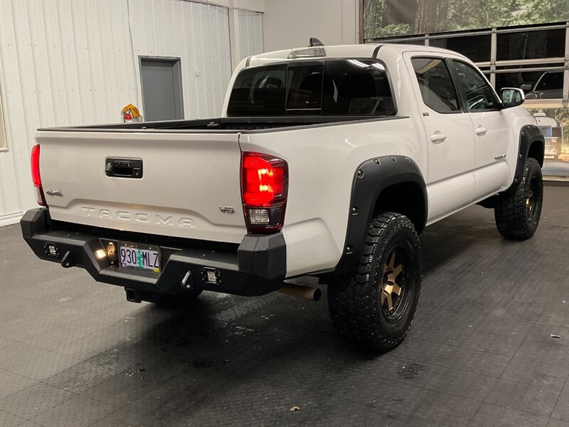 2020 Toyota Tacoma 4x4 SR5 V6 /Tech Pkg/ LIFTED/1-OWNER / 21,000 MILE  Navigation & Backup Camera / LIFTED w/ WHEELS & TIRES / LOCAL OREGON - Photo 8 - Gladstone, OR 97027