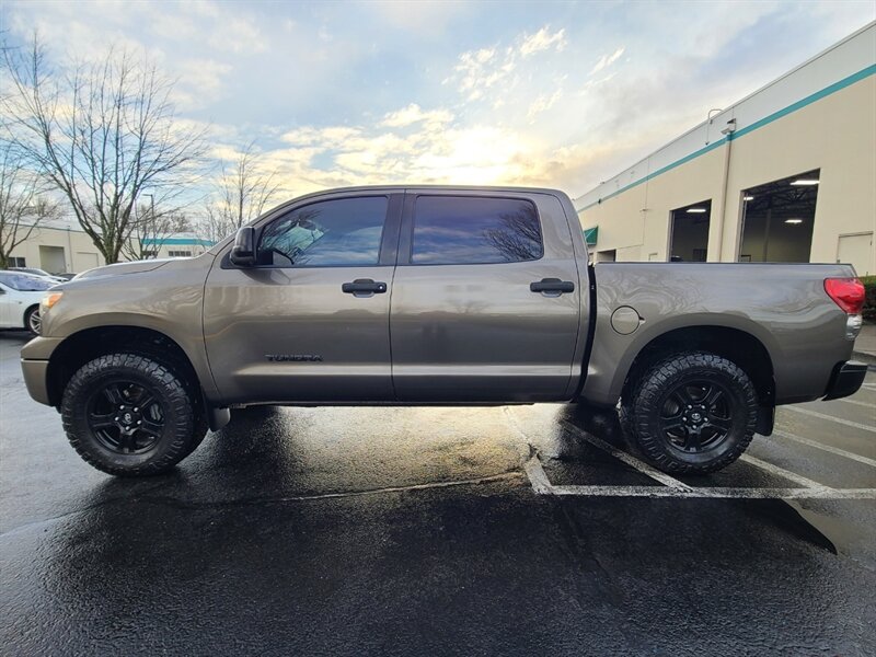 2008 Toyota Tundra CREW MAX / 4X4 / V8 5.7L / NO-RUST / LIFTED  / LOCAL / LOW MILES - Photo 3 - Portland, OR 97217