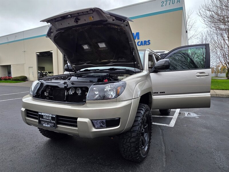 2004 Toyota 4Runner SR5 V6 / 4X4 / DIFF LOCK / BRAND NEW LIFT / BRAND NEW TIRES / NAVIGATION / ZERO RUST!! - Photo 25 - Portland, OR 97217