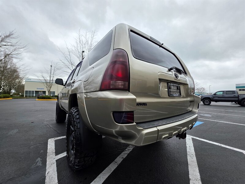 2004 Toyota 4Runner SR5 V6 / 4X4 / DIFF LOCK / BRAND NEW LIFT / BRAND NEW TIRES / NAVIGATION / ZERO RUST!! - Photo 11 - Portland, OR 97217
