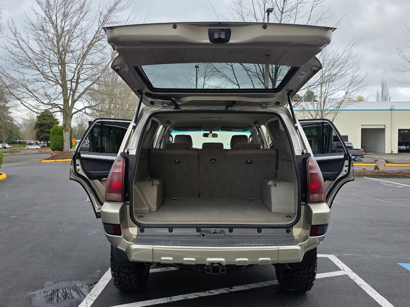 2004 Toyota 4Runner SR5 V6 / 4X4 / DIFF LOCK / BRAND NEW LIFT / BRAND NEW TIRES / NAVIGATION / ZERO RUST!! - Photo 29 - Portland, OR 97217