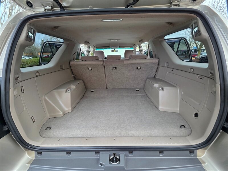 2004 Toyota 4Runner SR5 V6 / 4X4 / DIFF LOCK / BRAND NEW LIFT / BRAND NEW TIRES / NAVIGATION / ZERO RUST!! - Photo 40 - Portland, OR 97217