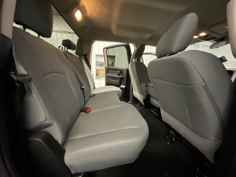 2018 RAM 2500 Crew Cab 4X4 / 6.7L DIESEL / LOCAL /  31,000 MILES  Tradesman 4X4 OFF RD / LOCAL OREGON TRUCK/ RUST FREE / WRANGLER GOODYEAR TIRES & XD WHEELS / SHARP & CLEAN !!! - Photo 16 - Gladstone, OR 97027