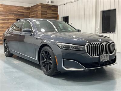 2020 BMW 750i xDrive AWD / 4.4L V8 TWIN TURBO/ 55K MILES  / Leather w. Heated & Ventilated Seats / Sunroof / Navigation / LOCAL CAR