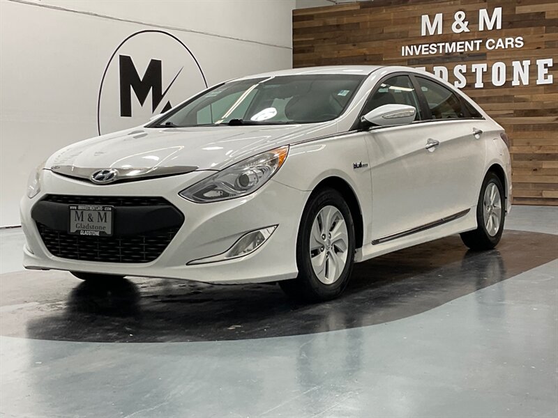 2014 Hyundai Sonata Hybrid Sedan / Backup Cam / Heated Seats /59K MILE   - Photo 49 - Gladstone, OR 97027