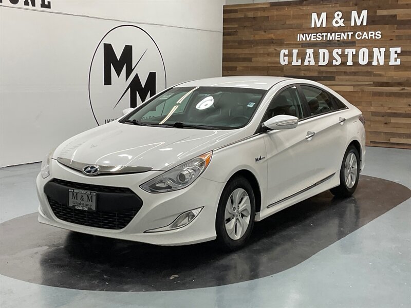 2014 Hyundai Sonata Hybrid Sedan / Backup Cam / Heated Seats /59K MILE   - Photo 48 - Gladstone, OR 97027