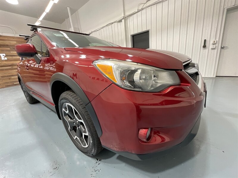 2013 Subaru XV Crosstrek 2.0i Premium AWD / 5-SPEED MANUAL / 77K MILES  / ZERO RUST - Photo 52 - Gladstone, OR 97027