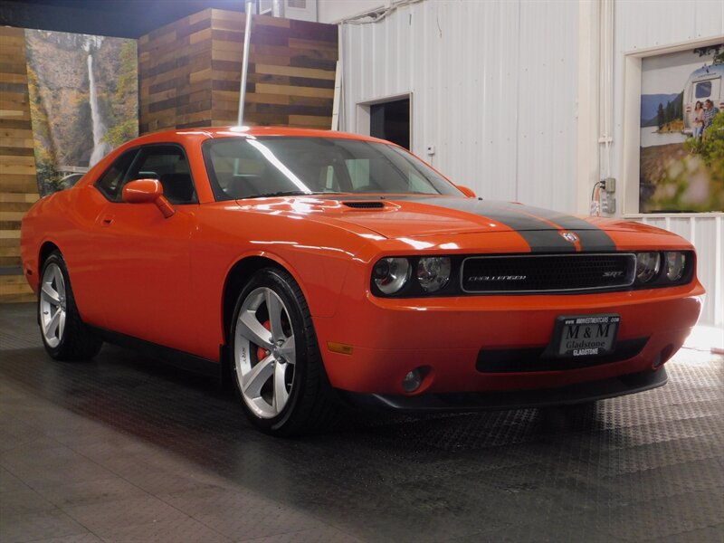 2008 Dodge Challenger SRT8 Coupe 2Dr / 6.1   - Photo 2 - Gladstone, OR 97027