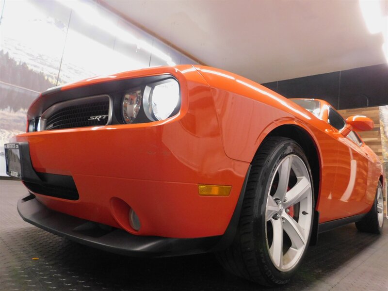 2008 Dodge Challenger SRT8 Coupe 2Dr / 6.1   - Photo 9 - Gladstone, OR 97027