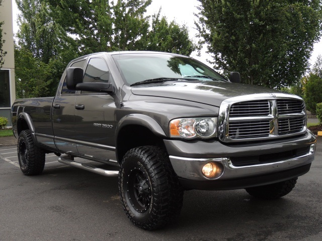 2003 Dodge Ram 2500 SLT/ 4X4 / 5.9L Turbo Diesel / LIFTED / Long Bed