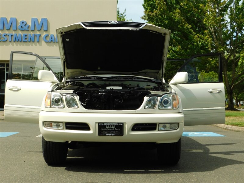 2000 Lexus LX 470 Sport Utility 4WD / Leather / 3RD SEAT / CLEAN   - Photo 31 - Portland, OR 97217