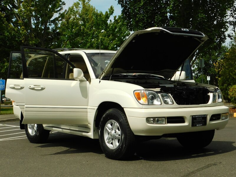 2000 Lexus LX 470 Sport Utility 4WD / Leather / 3RD SEAT / CLEAN   - Photo 30 - Portland, OR 97217