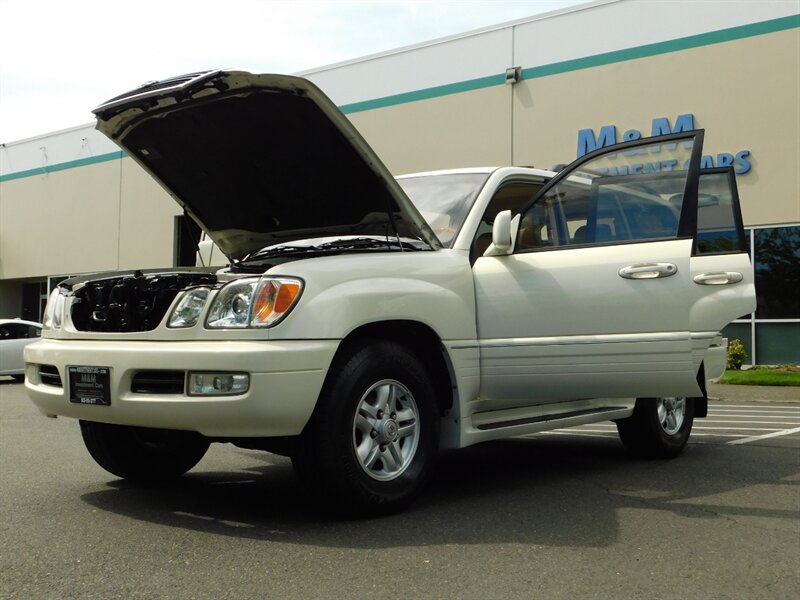 2000 Lexus LX 470 Sport Utility 4WD / Leather / 3RD SEAT / CLEAN   - Photo 25 - Portland, OR 97217