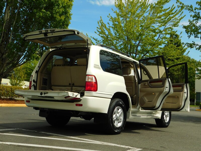 2000 Lexus LX 470 Sport Utility 4WD / Leather / 3RD SEAT / CLEAN   - Photo 28 - Portland, OR 97217