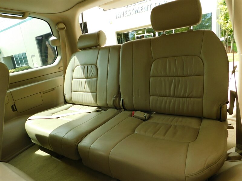 2000 Lexus LX 470 Sport Utility 4WD / Leather / 3RD SEAT / CLEAN   - Photo 14 - Portland, OR 97217