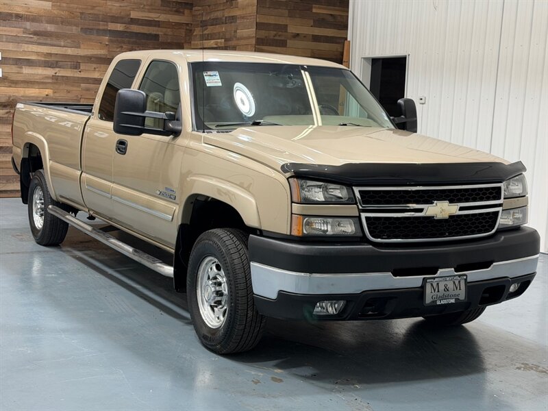 2006 Chevrolet Silverado 2500 LT Extra Cab RWD / 6.6L DIESEL / LBZ / 125K MILES / DURAMAX / LOCAL RUST FREE - Photo 2 - Gladstone, OR 97027