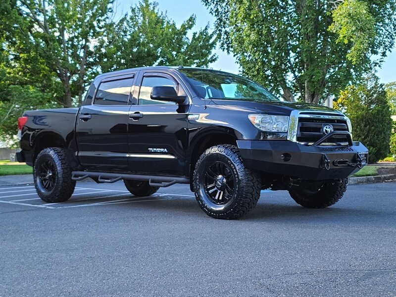 2013 Toyota Tundra CrewMax 4X4 / V8 5.7L / IRON CROSS BUMPERS / WINCH ...