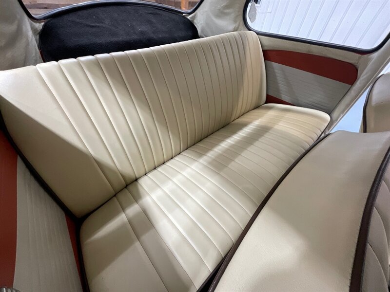 1965 Volkswagen Beetle-Classic 2dr / 1.2L 4Cyl / 4-SPEED MANUAL  / ZERO RUST - Photo 35 - Gladstone, OR 97027