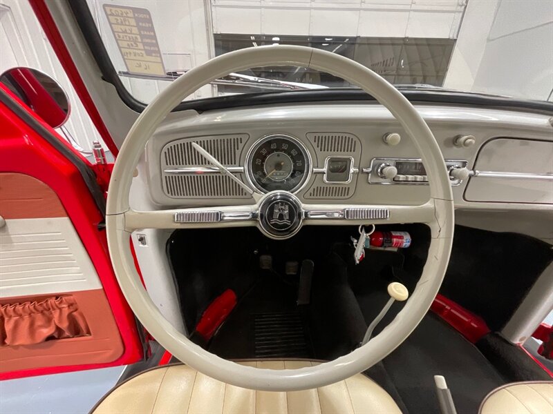 1965 Volkswagen Beetle-Classic 2dr / 1.2L 4Cyl / 4-SPEED MANUAL  / ZERO RUST - Photo 16 - Gladstone, OR 97027