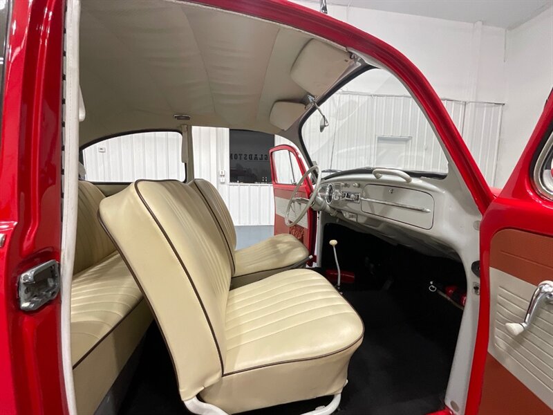 1965 Volkswagen Beetle-Classic 2dr / 1.2L 4Cyl / 4-SPEED MANUAL  / ZERO RUST - Photo 11 - Gladstone, OR 97027