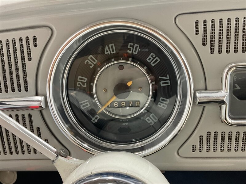 1965 Volkswagen Beetle-Classic 2dr / 1.2L 4Cyl / 4-SPEED MANUAL  / ZERO RUST - Photo 39 - Gladstone, OR 97027