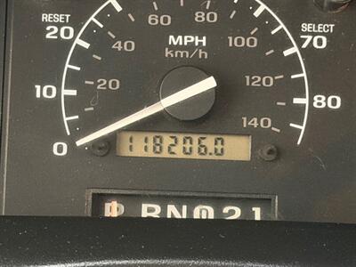 1996 Ford F-250 XLT Heavy Duty 4X4 7.5L V8 GAS / 118K MILES / BRAND NEW TIRES / SHORT BED - Photo 46 - Gladstone, OR 97027
