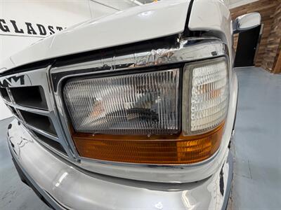 1996 Ford F-250 XLT Heavy Duty 4X4 7.5L V8 GAS / 118K MILES / BRAND NEW TIRES / SHORT BED - Photo 27 - Gladstone, OR 97027