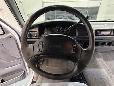 1996 Ford F-250 XLT Heavy Duty 4X4 7.5L V8 GAS / 118K MILES / BRAND NEW TIRES / SHORT BED - Photo 15 - Gladstone, OR 97027