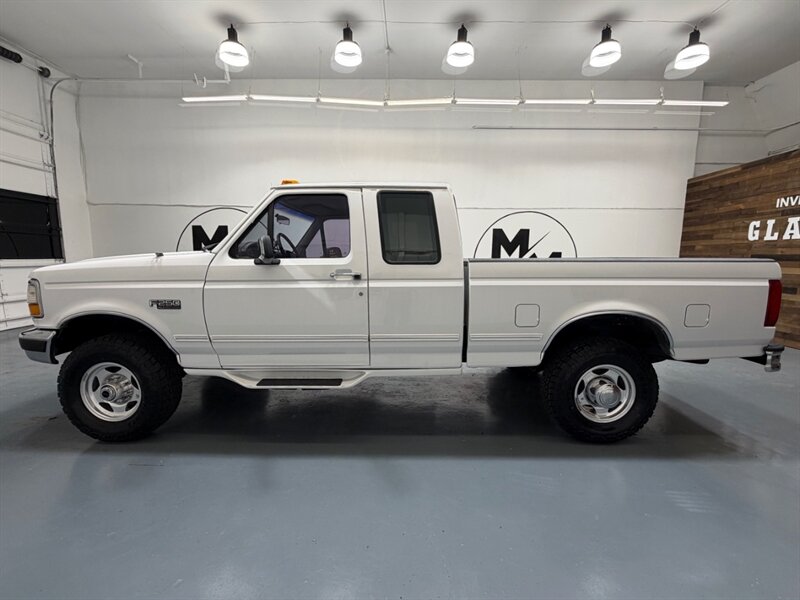 1996 Ford F-250 XLT Heavy Duty 4X4 7.5L V8 GAS / 118K MILES  / BRAND NEW TIRES / SHORT BED - Photo 3 - Gladstone, OR 97027