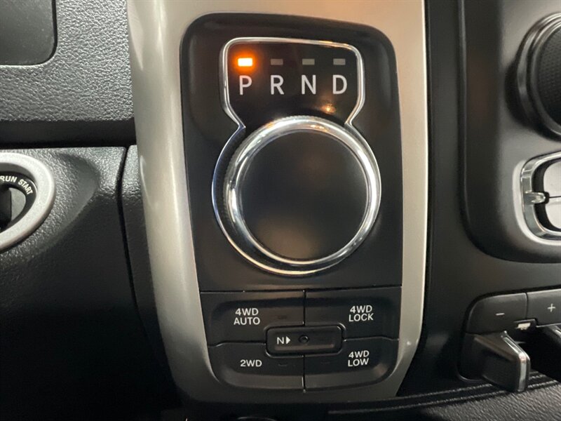 2017 RAM 1500 Big Horn Crew Cab 4X4 / 3.0L DIESEL /NEW TIRES / LOCAL TRUCK w. ZERO RUST / Heated Seats / Remote Start / Trailer Brake controller - Photo 20 - Gladstone, OR 97027