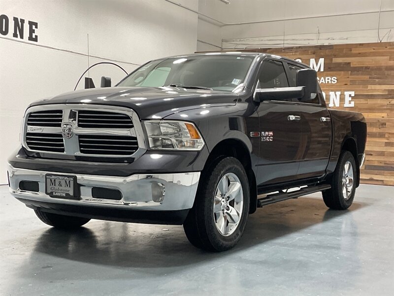 2017 RAM 1500 Big Horn Crew Cab 4X4 / 3.0L DIESEL /NEW TIRES / LOCAL TRUCK w. ZERO RUST / Heated Seats / Remote Start / Trailer Brake controller - Photo 61 - Gladstone, OR 97027