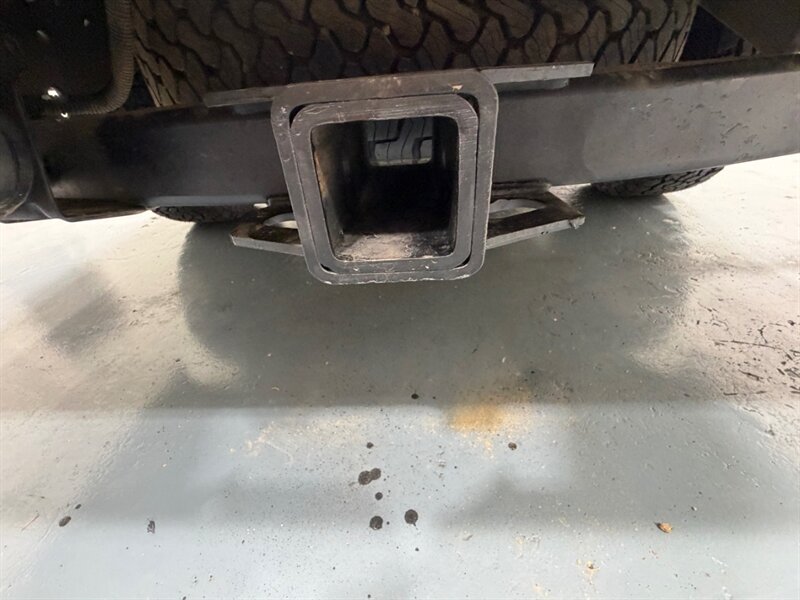 2010 Ford F-250 Super Duty XL 4X4 UTILITY BED /V8 5.4L/36K MILES /LOCAL TRUCK w. ZERO RUST / NEW TIRES - Photo 22 - Gladstone, OR 97027
