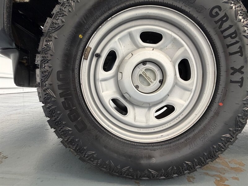 2010 Ford F-250 Super Duty XL 4X4 UTILITY BED /V8 5.4L/36K MILES /LOCAL TRUCK w. ZERO RUST / NEW TIRES - Photo 42 - Gladstone, OR 97027