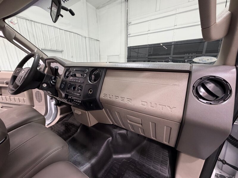 2010 Ford F-250 Super Duty XL 4X4 UTILITY BED /V8 5.4L/36K MILES /LOCAL TRUCK w. ZERO RUST / NEW TIRES - Photo 38 - Gladstone, OR 97027