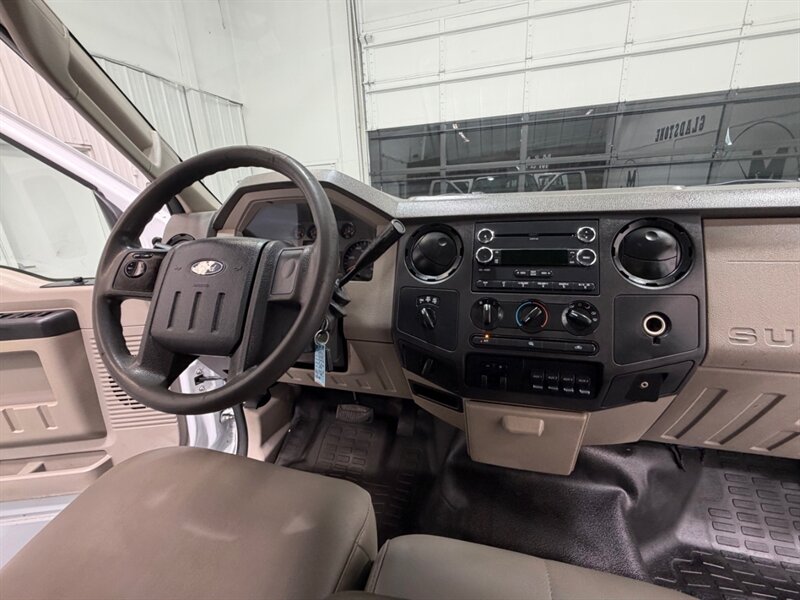 2010 Ford F-250 Super Duty XL 4X4 UTILITY BED /V8 5.4L/36K MILES /LOCAL TRUCK w. ZERO RUST / NEW TIRES - Photo 18 - Gladstone, OR 97027