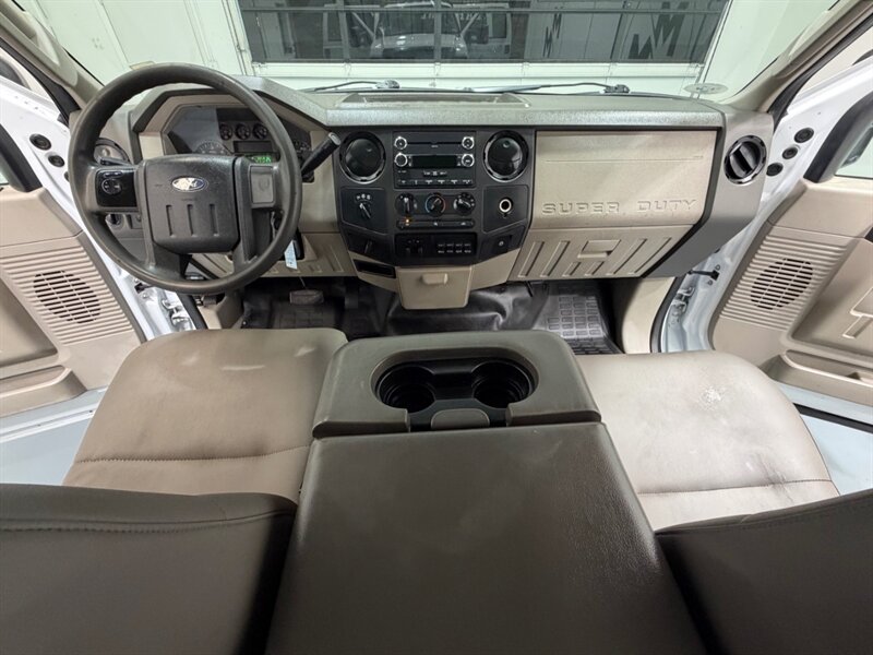 2010 Ford F-250 Super Duty XL 4X4 UTILITY BED /V8 5.4L/36K MILES /LOCAL TRUCK w. ZERO RUST / NEW TIRES - Photo 35 - Gladstone, OR 97027