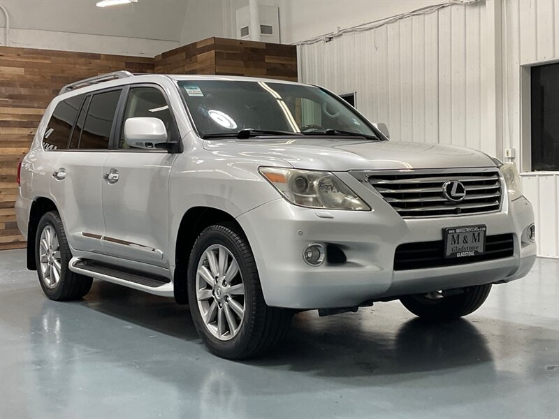 2011 Lexus LX 570 Sport Utility 4X4 / 3RD ROW / Tech Pkg  / THIRD ROW SEAT / Heated & Cooled leather seats - Photo 58 - Gladstone, OR 97027