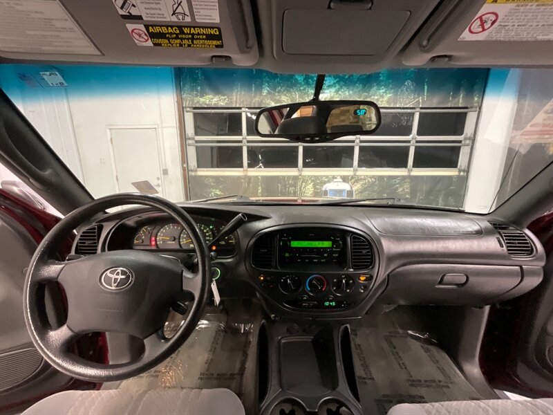 2004 Toyota Tundra SR5 4X4 / 4.7L V8 / FRESH TIMING BELT SERVICE DONE  / LOCAL TRUCK / RUST FREE / ONLY 137,000 MILES - Photo 35 - Gladstone, OR 97027