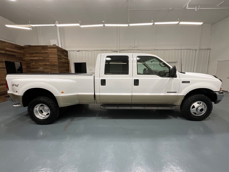 2000 Ford F-350 Lariat 4X4 7.3L DIESEL / DUALLY / ZERO RUST / Extra Fuel Tank / Gear Vendor Unit - Photo 4 - Gladstone, OR 97027