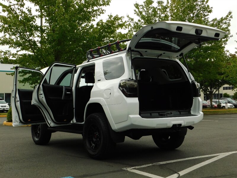 2019 Toyota 4Runner TRD CUSTOM UPGRADE / Leather / LIFTED LIFTED   - Photo 27 - Portland, OR 97217